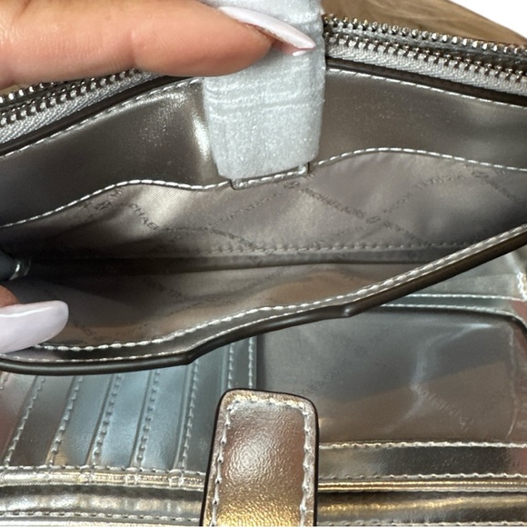 Michael Kors White Textured Wallet/Wristlet NWT